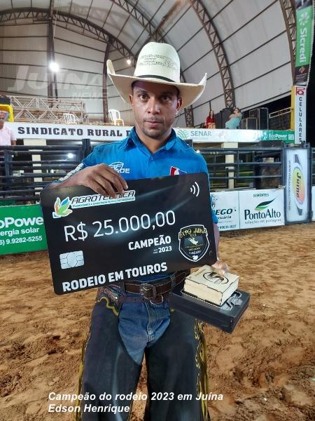 Peão campeão do rodeio de Barretos será recebido com festa em