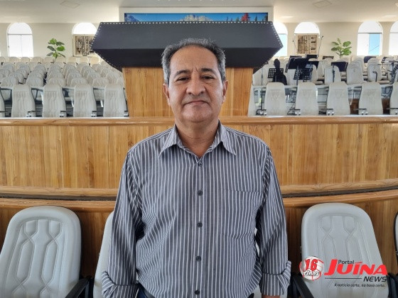 Pastor presidente, Claudeocir Pereira dos Santos.