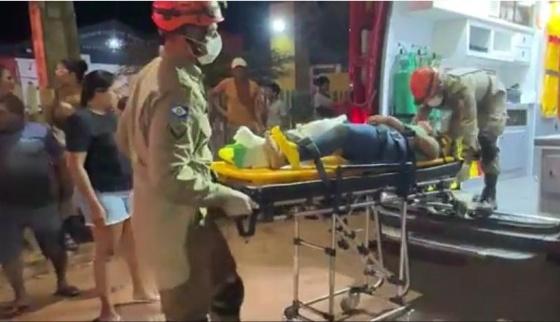 Acidente ocorrido na noite de ontem em Juína (Foto: reprodução Aoo Vivo notícias)